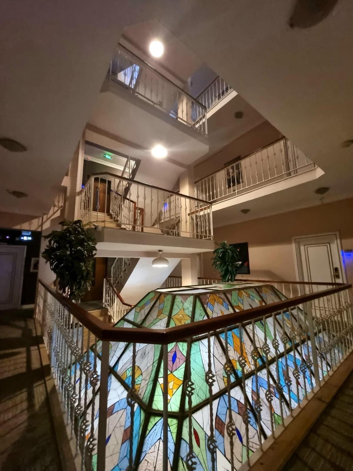 Perlo Hotel City Анталия Екстериор снимка