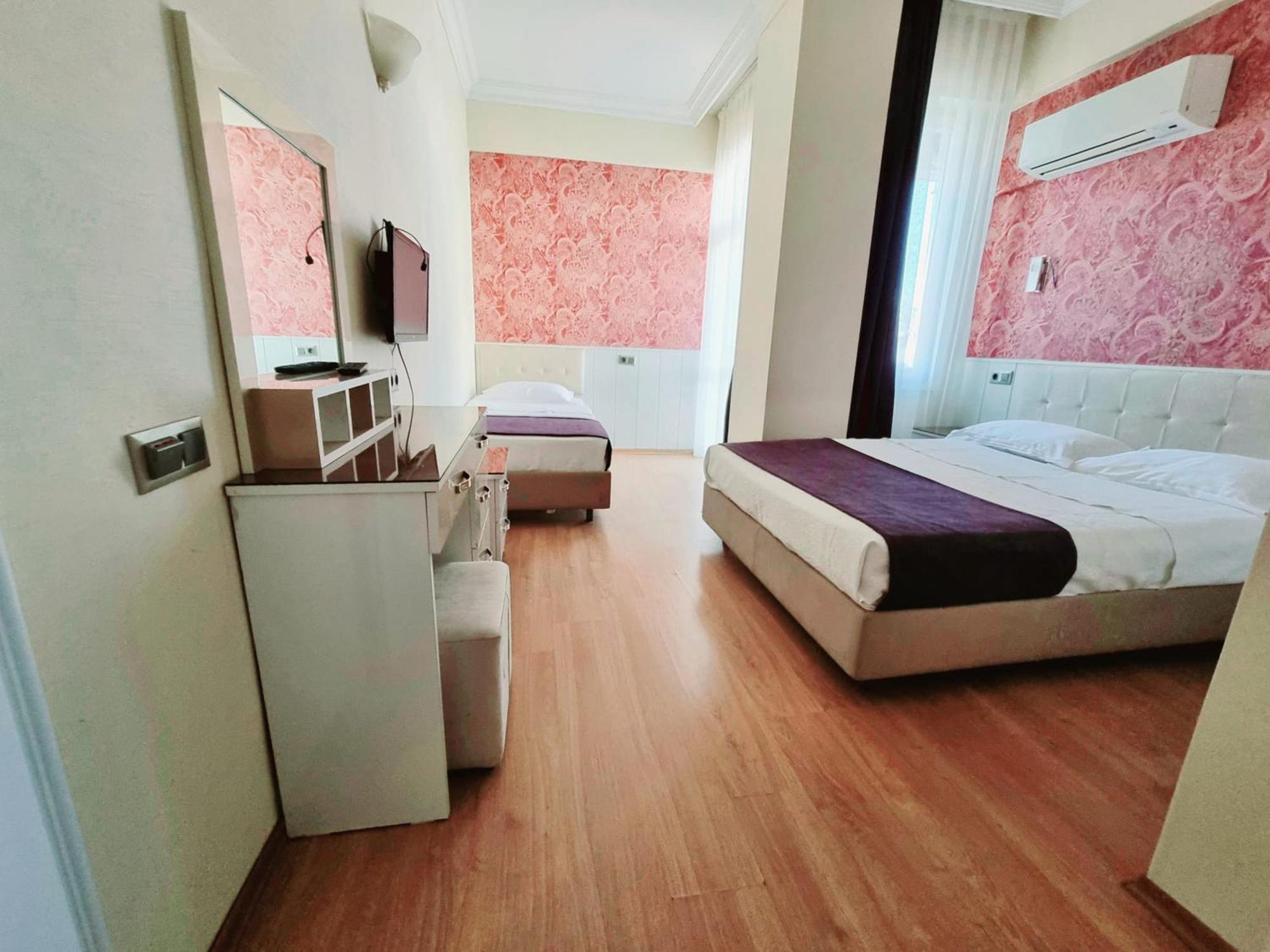 Perlo Hotel City Анталия Екстериор снимка