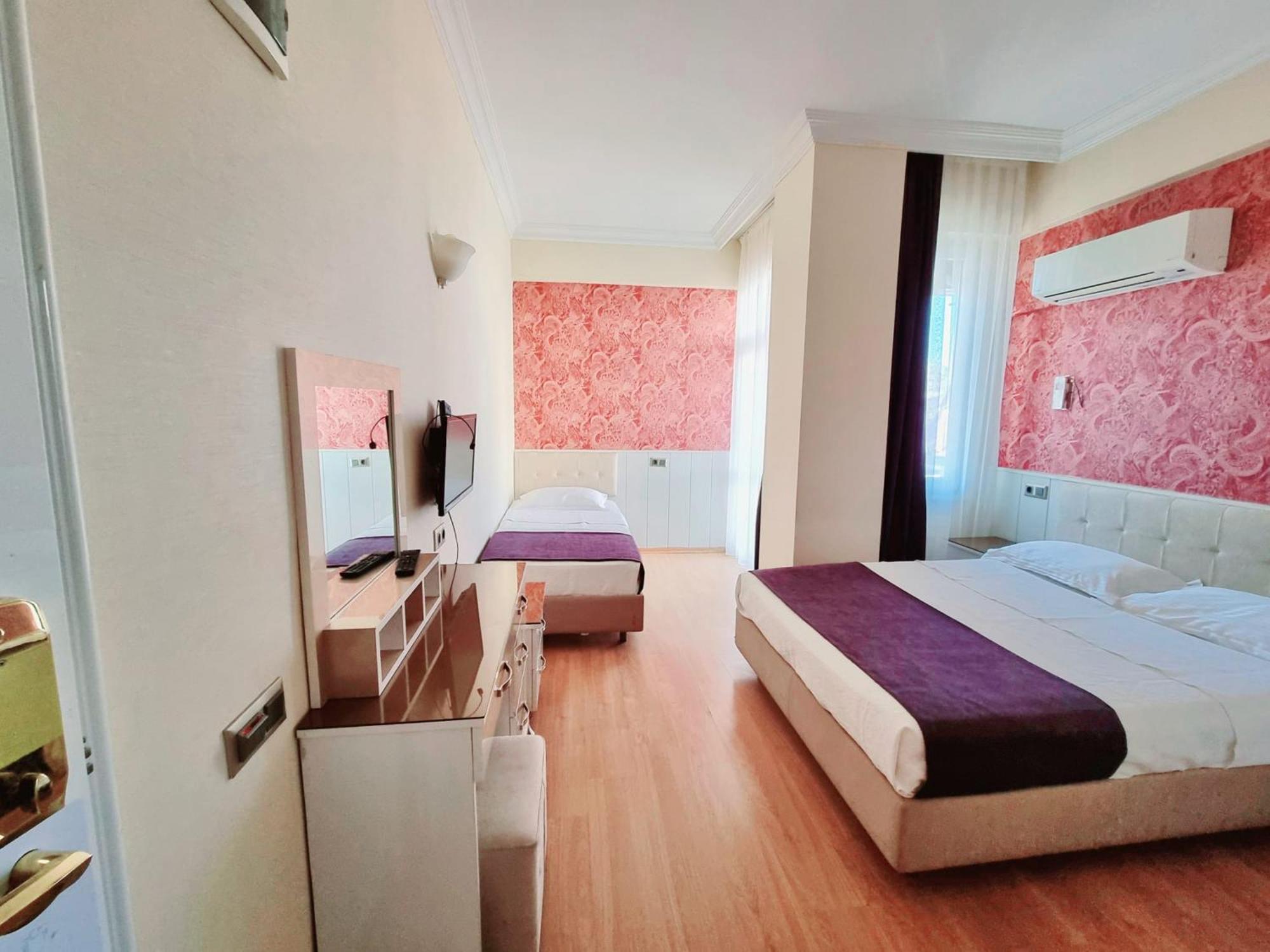 Perlo Hotel City Анталия Екстериор снимка