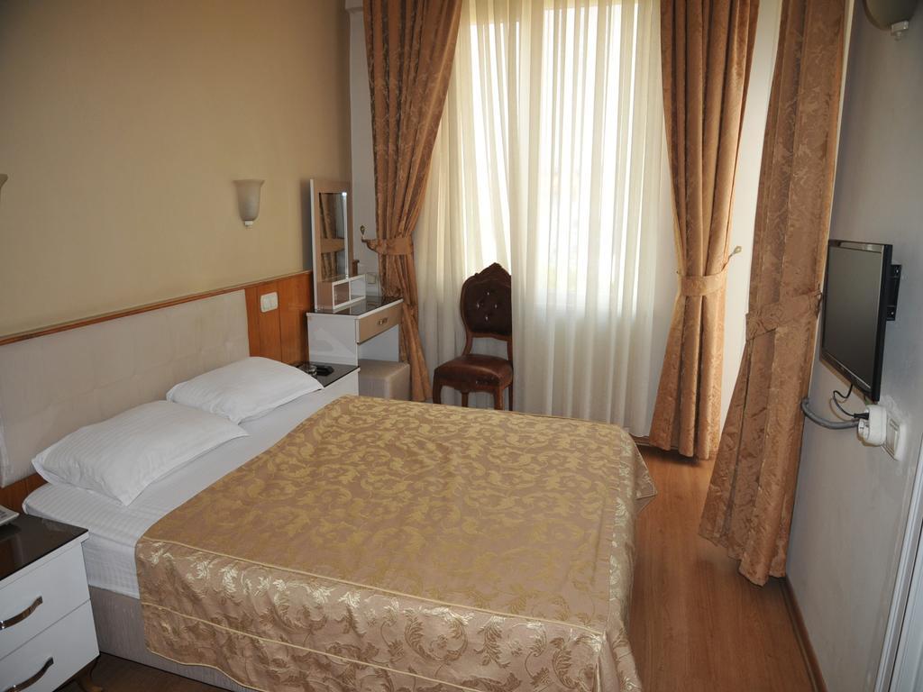 Perlo Hotel City Анталия Екстериор снимка